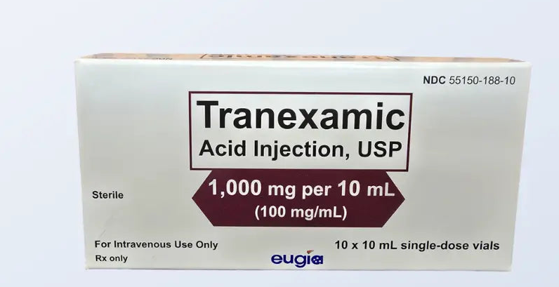 Caja de Ácido Tranexámico 1000 mg/10 mL de Bioveta, inyectable, para control de hemorragias