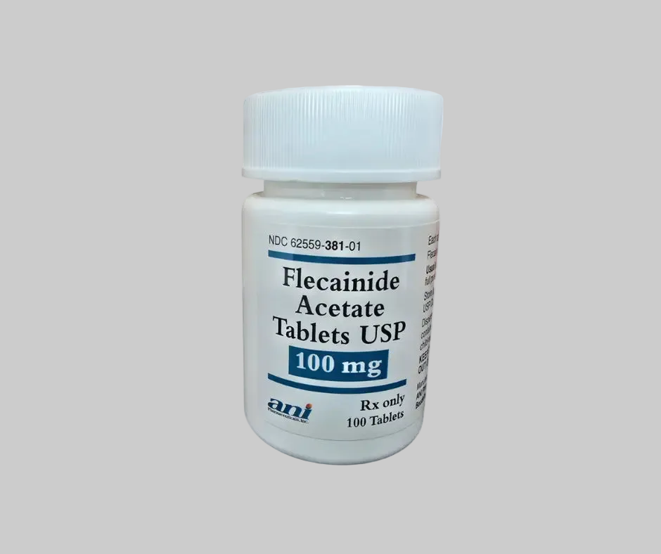Frasco de Flecainida 100 mg con 100 tabletas de Laboratorio ANI, medicamento antiarrítmico sobre fondo blanco.